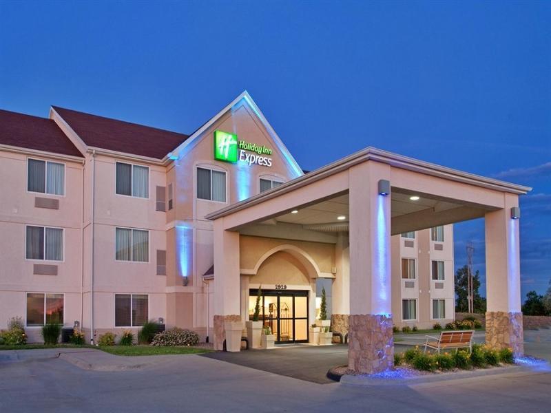 Holiday Inn Express Hotel & Suites Maryville By Ihg Extérieur photo
