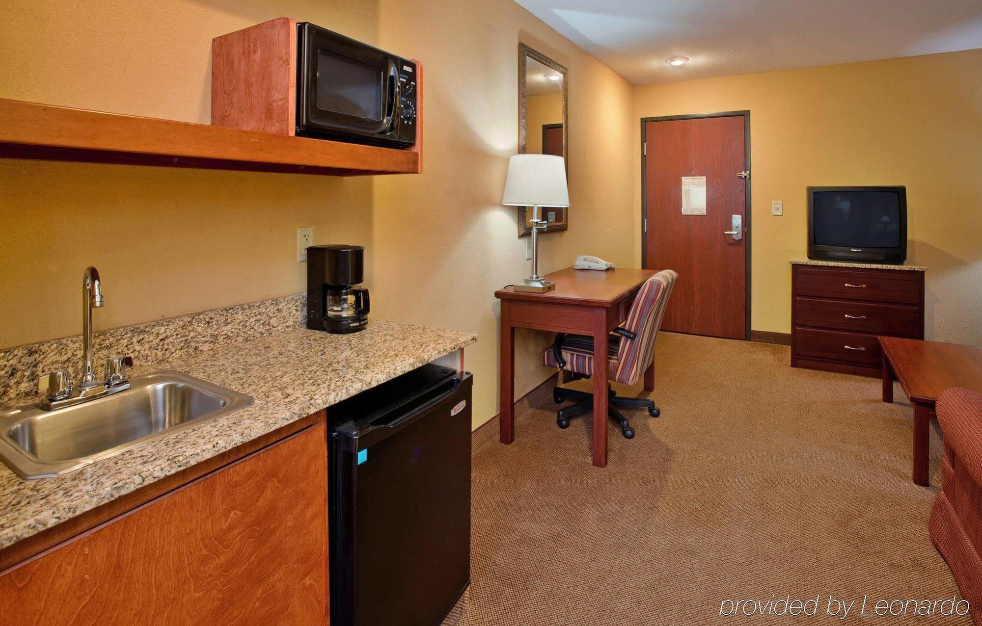 Holiday Inn Express Hotel & Suites Maryville By Ihg Chambre photo